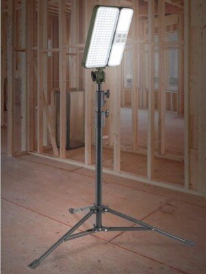 Utilitech Work Light - Portable Job Site Illumination